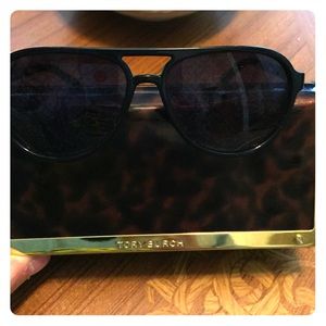 Tory Burch Aviators Sunglasses