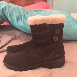 Clarks size 9 boots