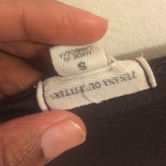 Zenana Outfitters Grey Dolman Sleeve Jersey Top - Picture 3 of 3