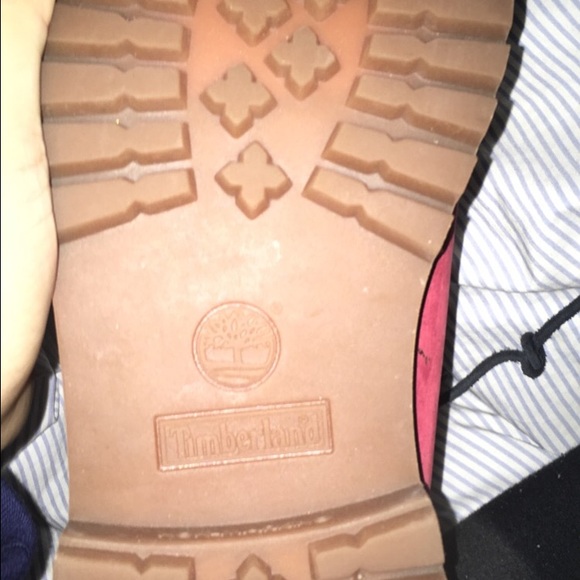 Red timberlands - Picture 2 of 3