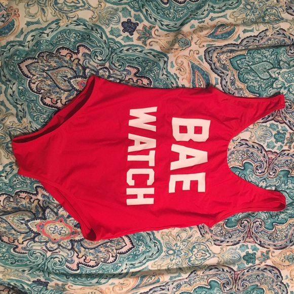 Bae watch one piece ✨ - Picture 2 of 3