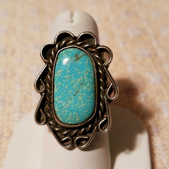 Turquoise navajo sterling ring. - Picture 1 of 3