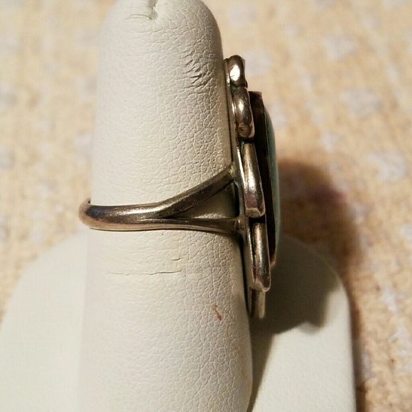 Turquoise navajo sterling ring. - Picture 2 of 3