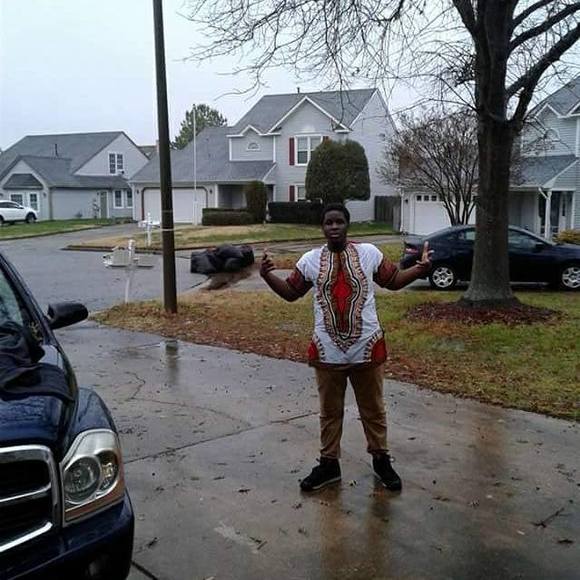 Meet your Posher, Benjamin - Picture 1 of 1