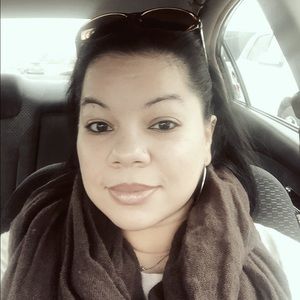 Meet your Posher, Dalia