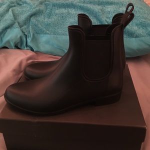 Brand new J. Crew Chelsea rain boots! Size 9.