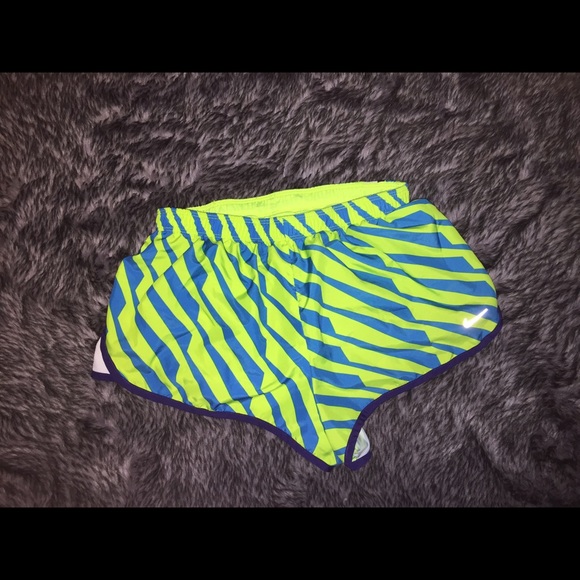 NIKE athletic shorts