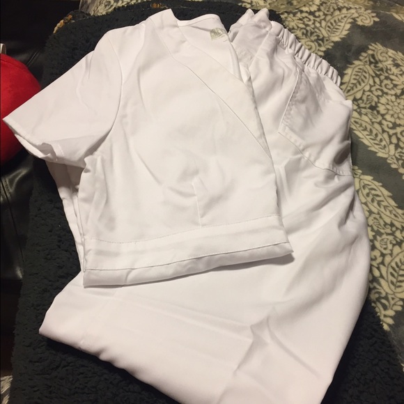 White greys anatomy scrubs