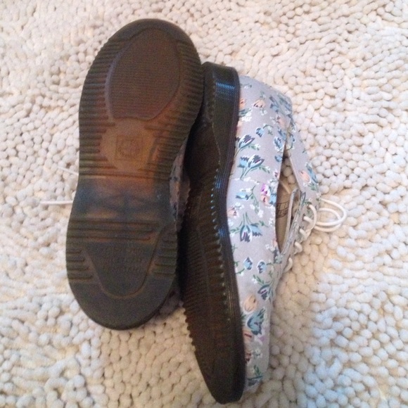Floral Doc Martens AirWair - Picture 3 of 3