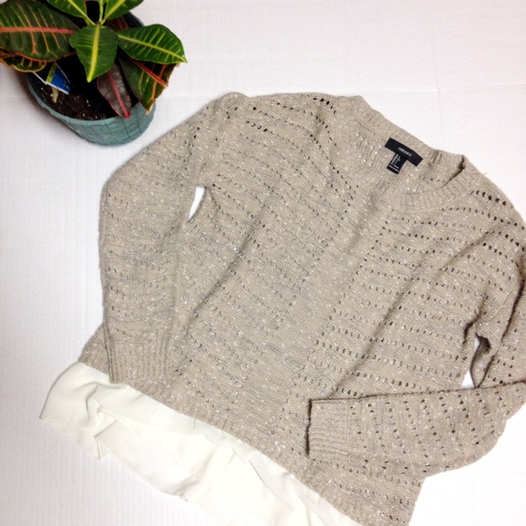 Forever 21 Sweaters - Forever21 Ruffle Bottom Knit Sweater