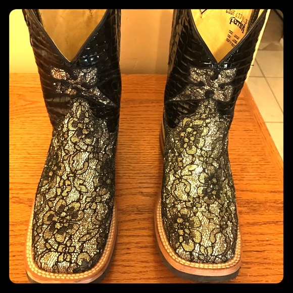 Women Western Ferrini Boots