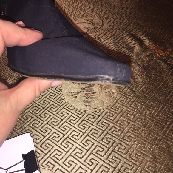 Donald Pliner ankle boots - Picture 4 of 4