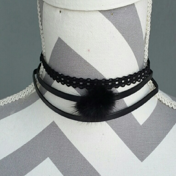 LAYERED CHOKER WITH POM POM DETAIL - Picture 2 of 3