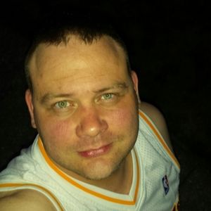 Meet your Posher, Derik