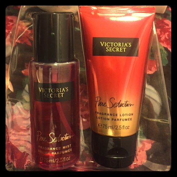 It's Victoria Secret Pure Seduction scent ❤️