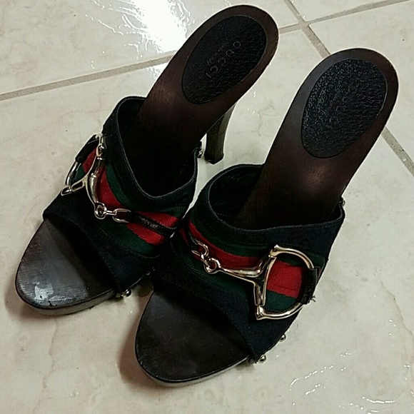 Gucci wooden sandal - Picture 1 of 4