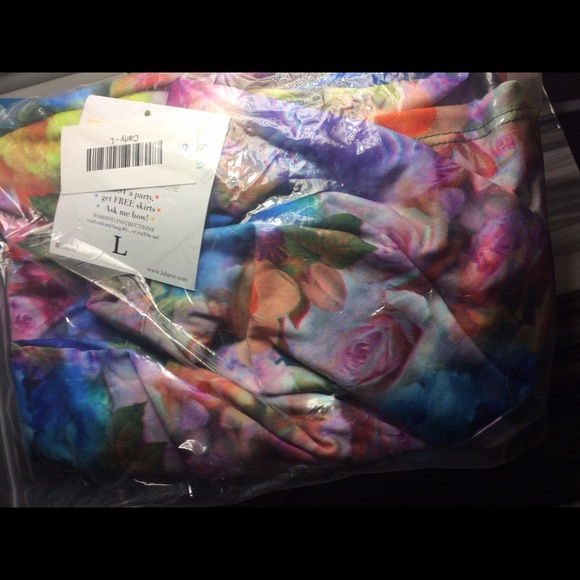 LULAROE Carly