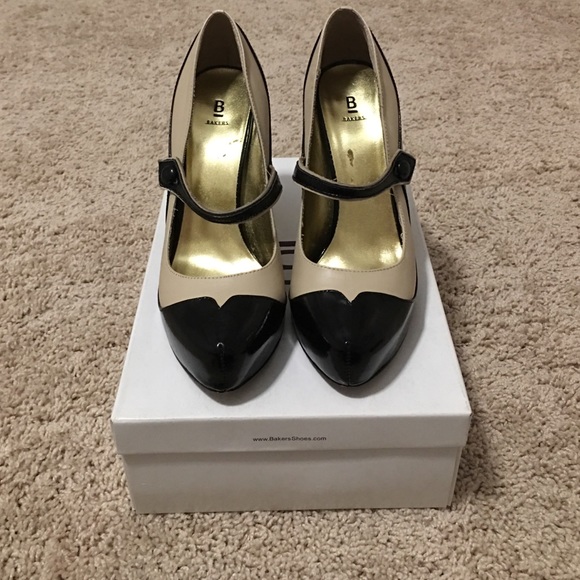 !!Price Drop!!! Black & Tan Mary Jane style heels.