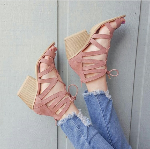 //The Vanessa// Mauve lace up open toe Sandal - Picture 2 of 7