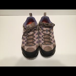 Merrill Moab Ventilator Hiker