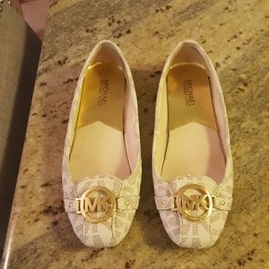 Authenthic Michael Kors flats- worn twice