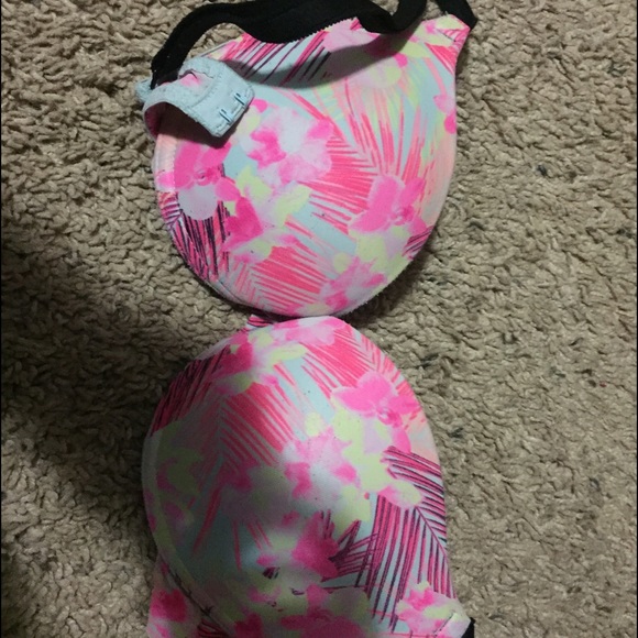 Pink push up bra