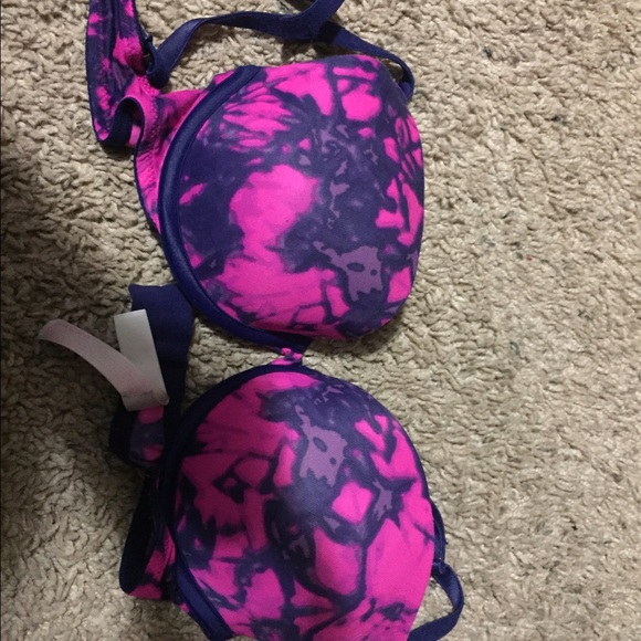 Pink push up bra