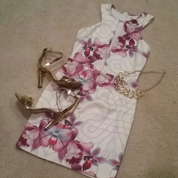 Flirt Orchid Floral Bodycon Dress