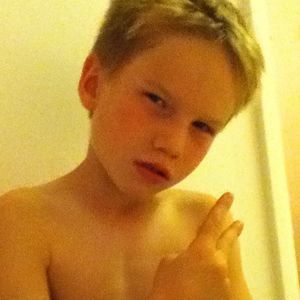 Meet your Posher, Ethan