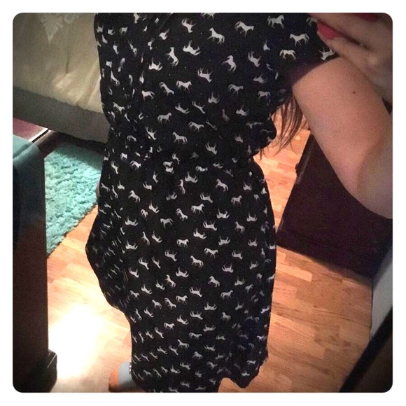 Black dress with horse print - Picture 1 of 4
