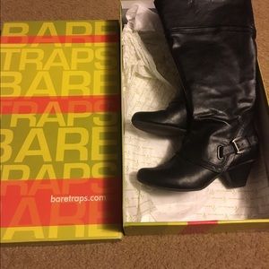 Bear Traps "Randee" boots size 8 Black