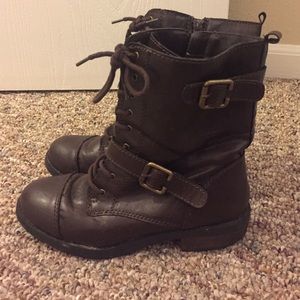 American Rag 6.5 combat boots