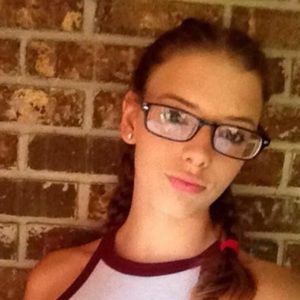 Meet your Posher, Noelle