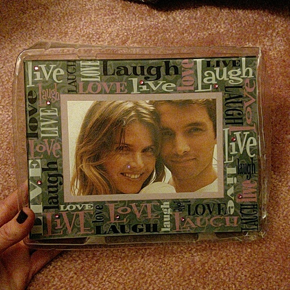 Picture frame - Picture 1 of 2