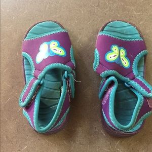 Sz Medium Water Sandal