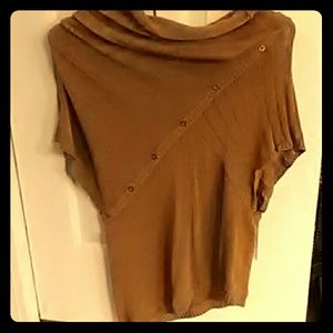 Stylish assymetrical top