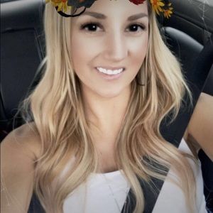 Meet your Posher, Danica