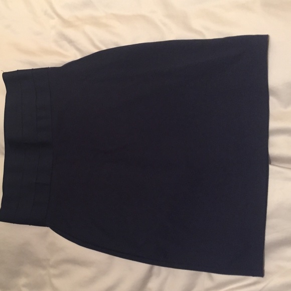 Navy stretch pencil skirt size small