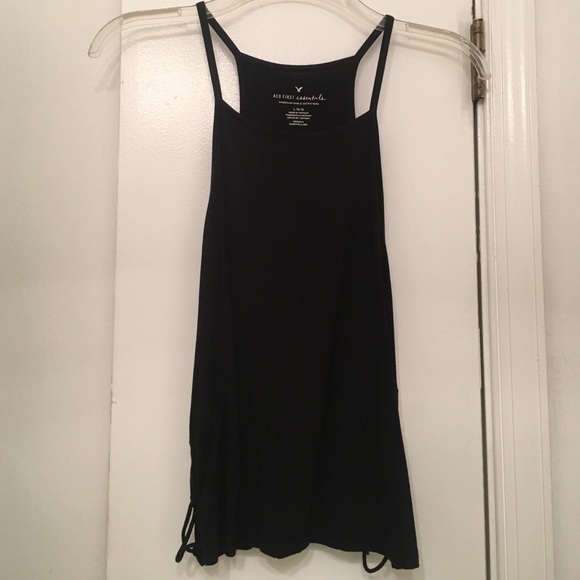 Black knitted crop tank top