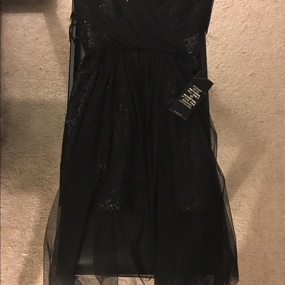 🔥NWT Bcbg maxazria Vienna sequin mesh dress - Picture 3 of 5