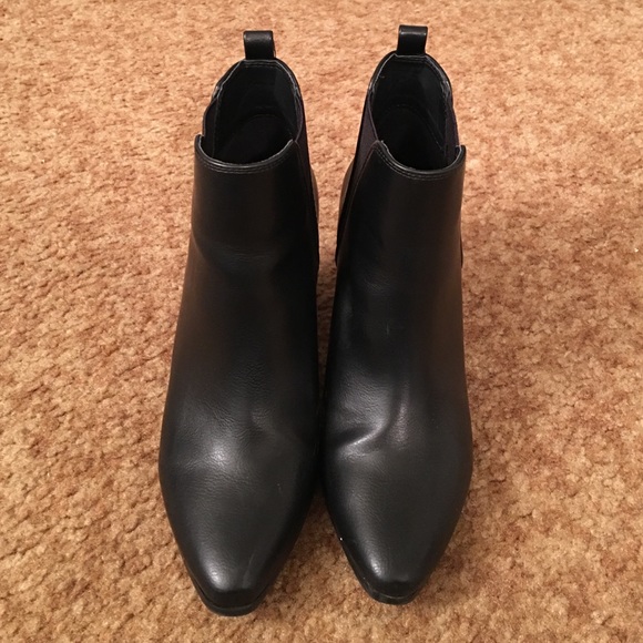 Forever 21 Black Booties - Picture 1 of 5