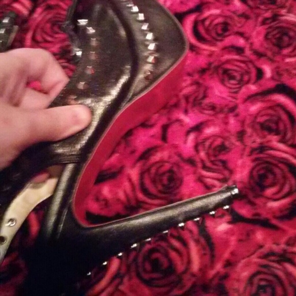 Extra pics - Picture 3 of 4