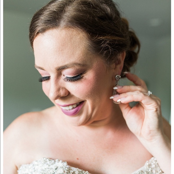 Meet your Posher, Julianne - Picture 2 of 5