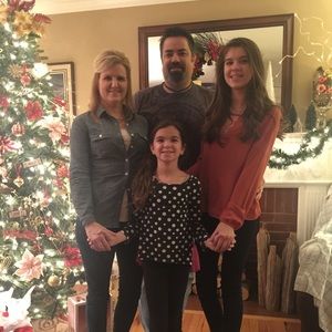 Meet your Posher, Laurie