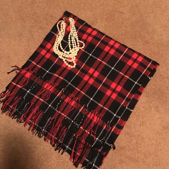 Accessories - Red and black plaid blanket scarf