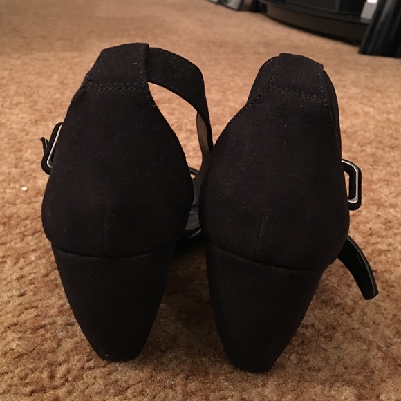 H&M Black Wedges - Picture 3 of 3