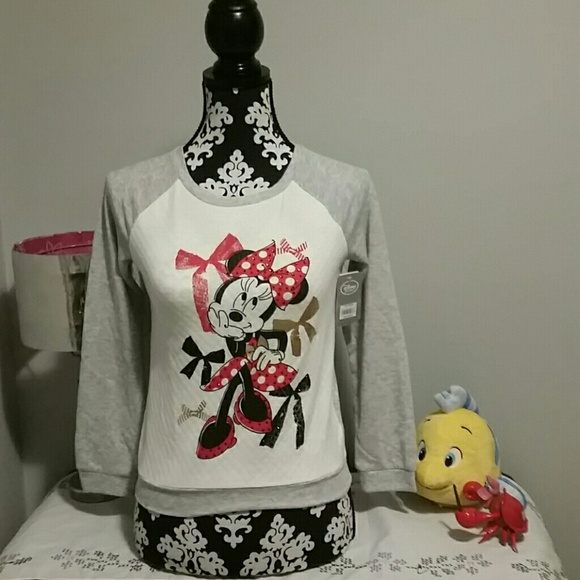 NWT Red Minnie Mouse rhinestone bows sweat shirt - Picture 2 of 4