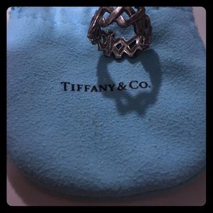 Tiffany's women's XO ring