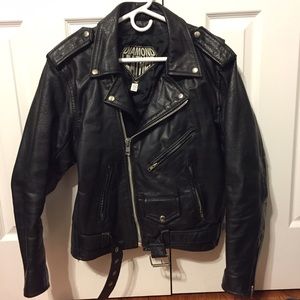 ✨VTG Black Leather Moto Jacket Size 40✨