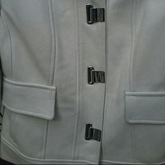 Michael Kors Jacket. - Picture 2 of 5